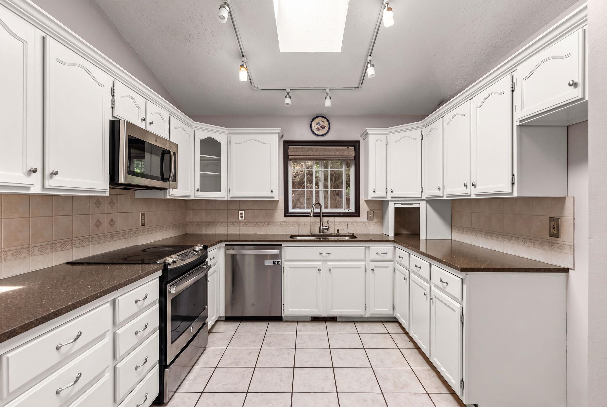 4818 E 50th Ave Ave - Photo 12