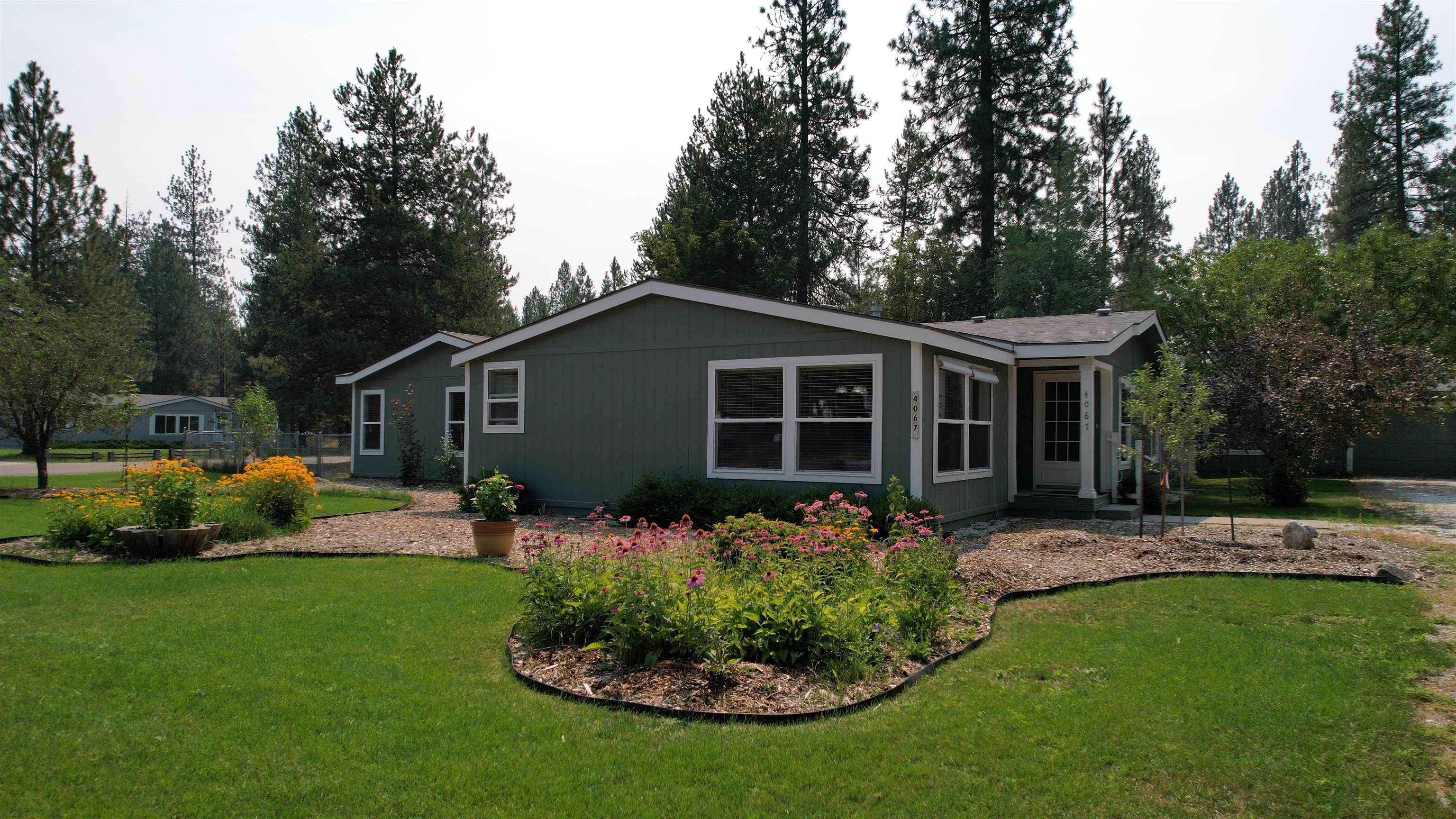 4067 Pine Meadows Dr - Photo 1