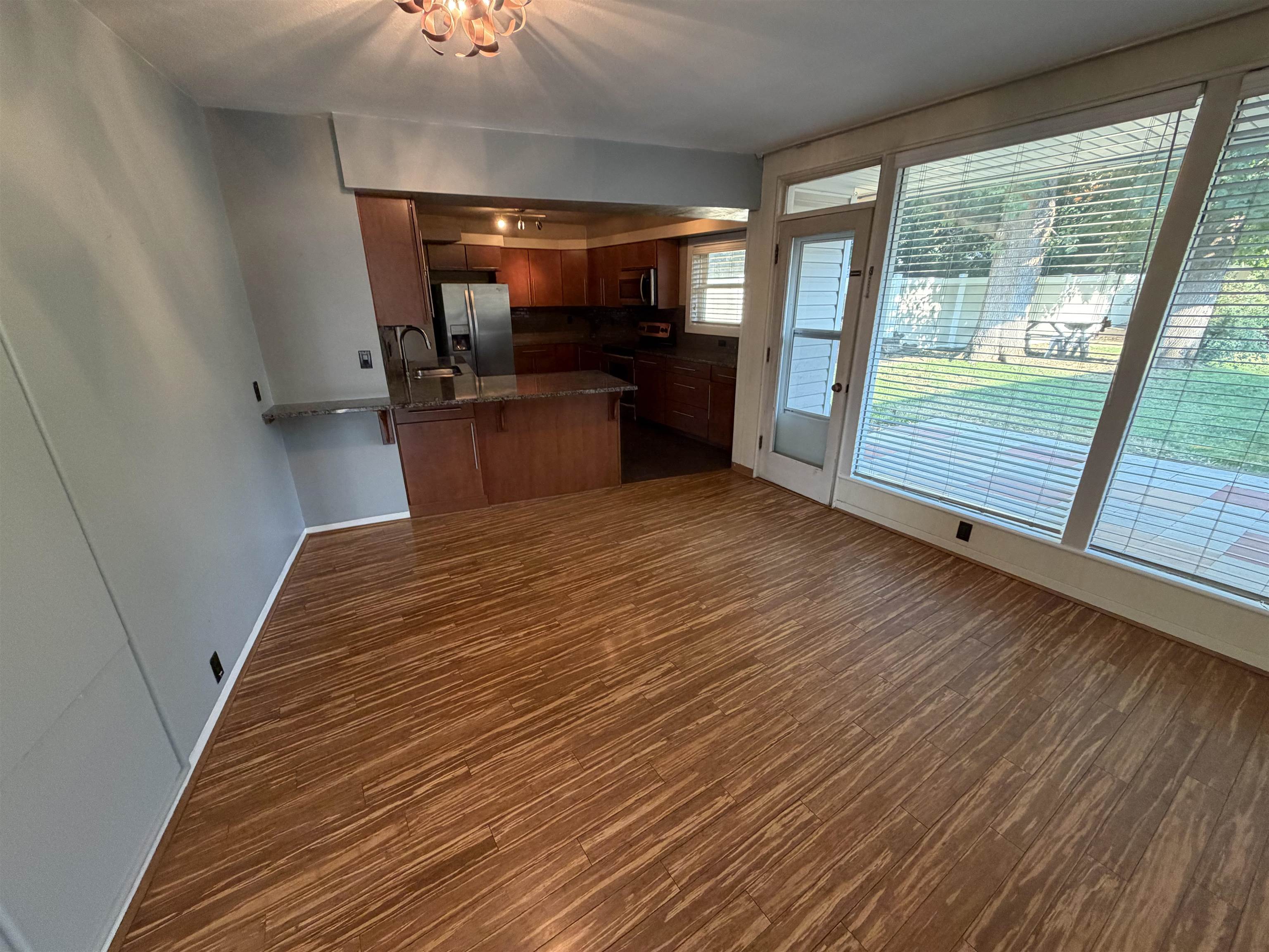 1027 W 29th Ave - Photo 11