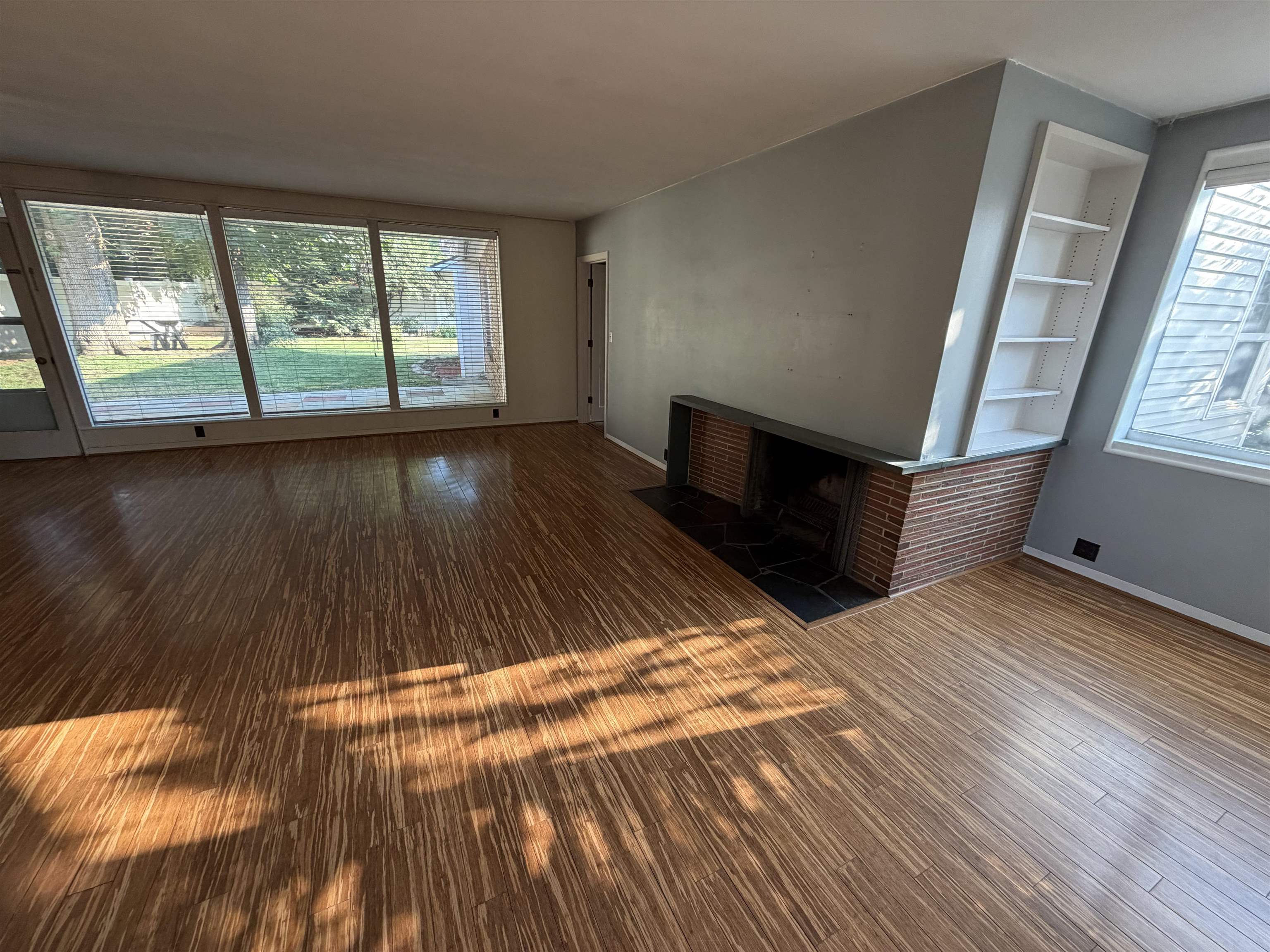 1027 W 29th Ave - Photo 6