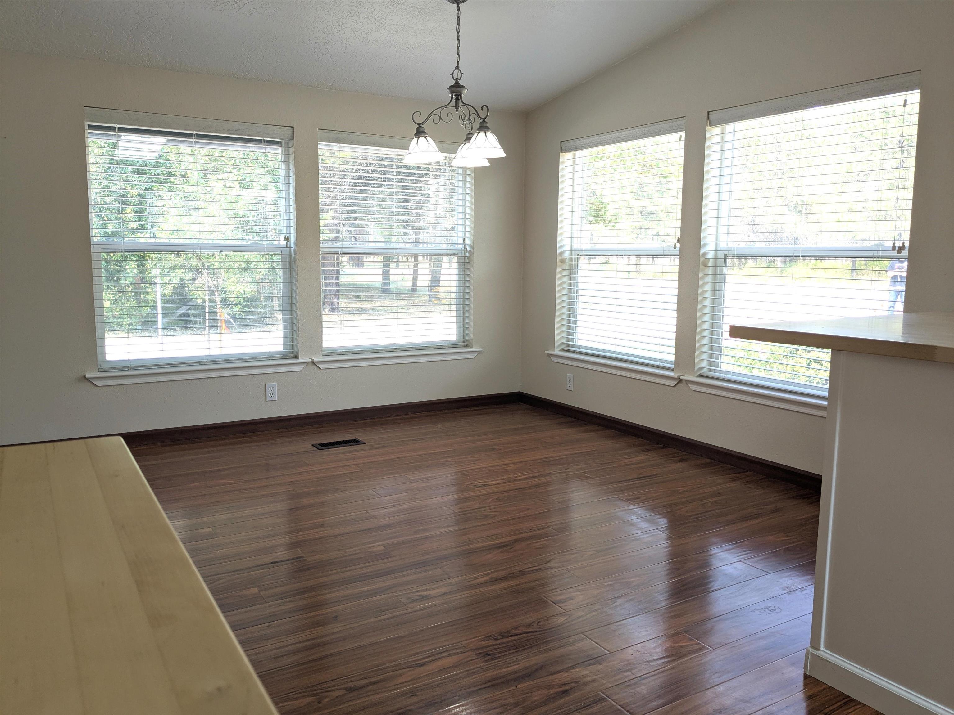 4067 Pine Meadows Dr - Photo 11