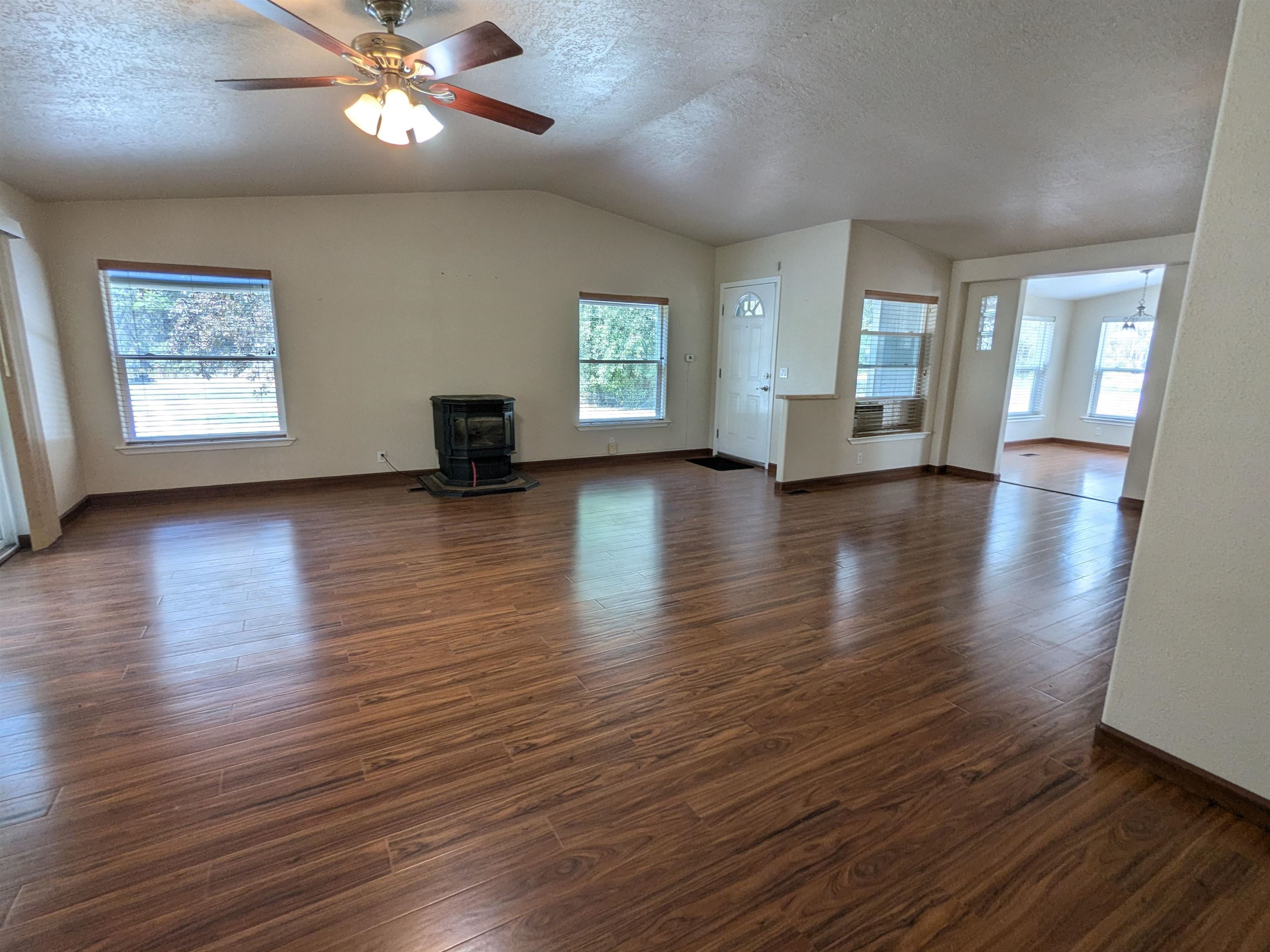4067 Pine Meadows Dr - Photo 5