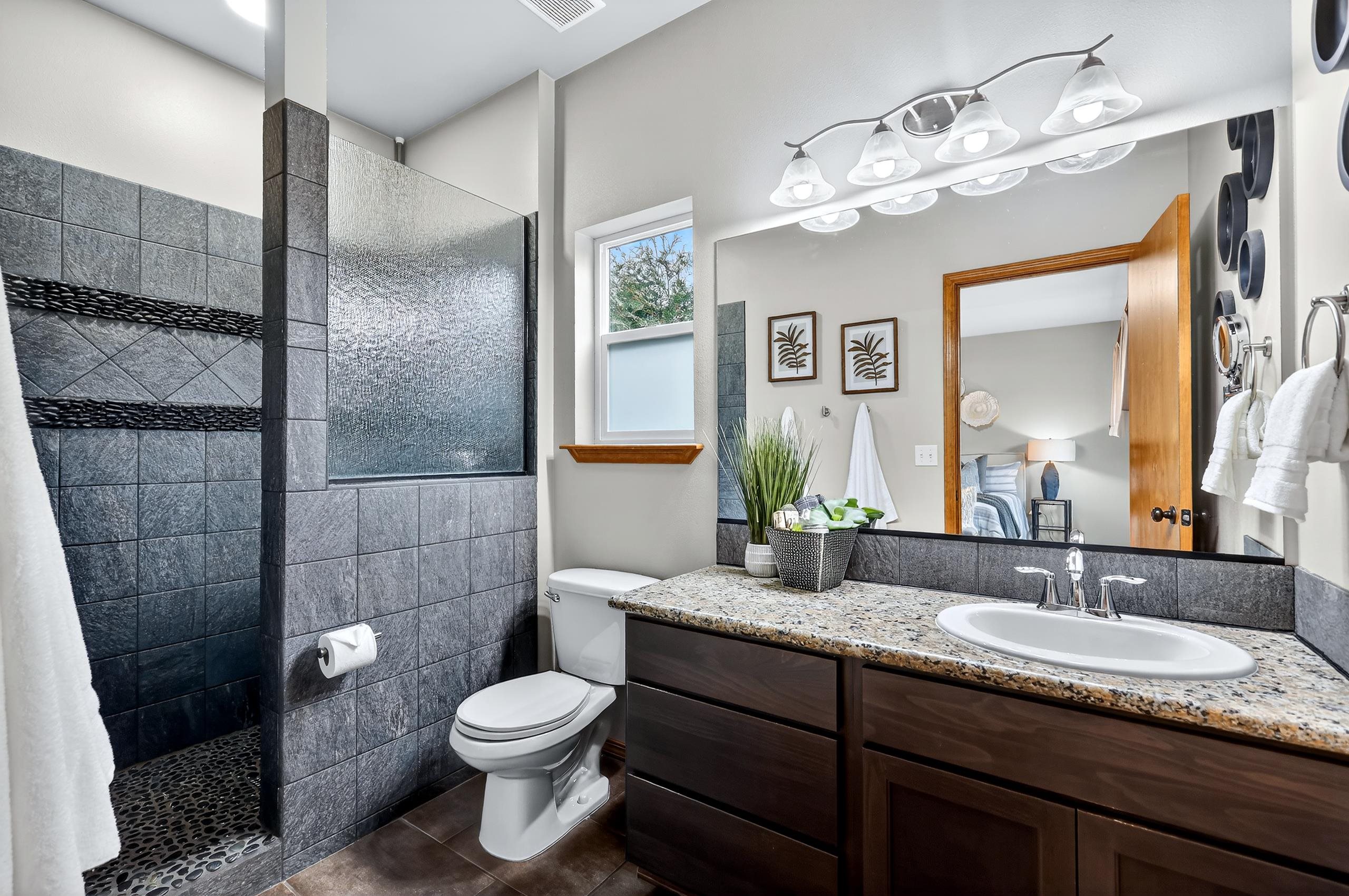 1003 S Henry Rd - Photo 4