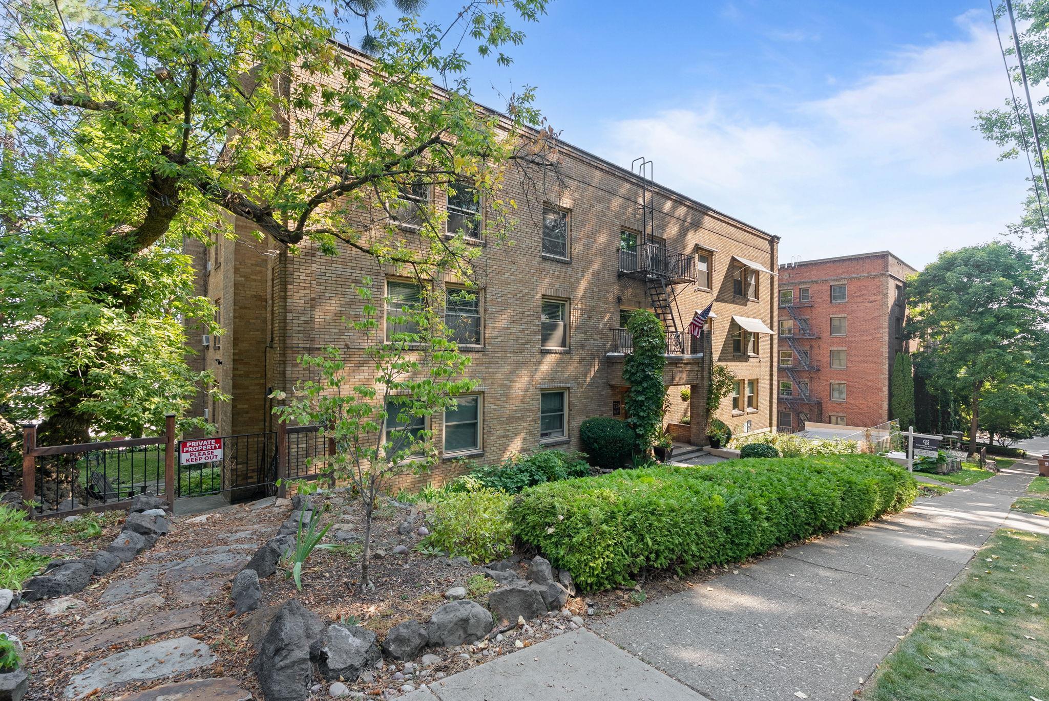 726 W 6th Ave - Photo 3