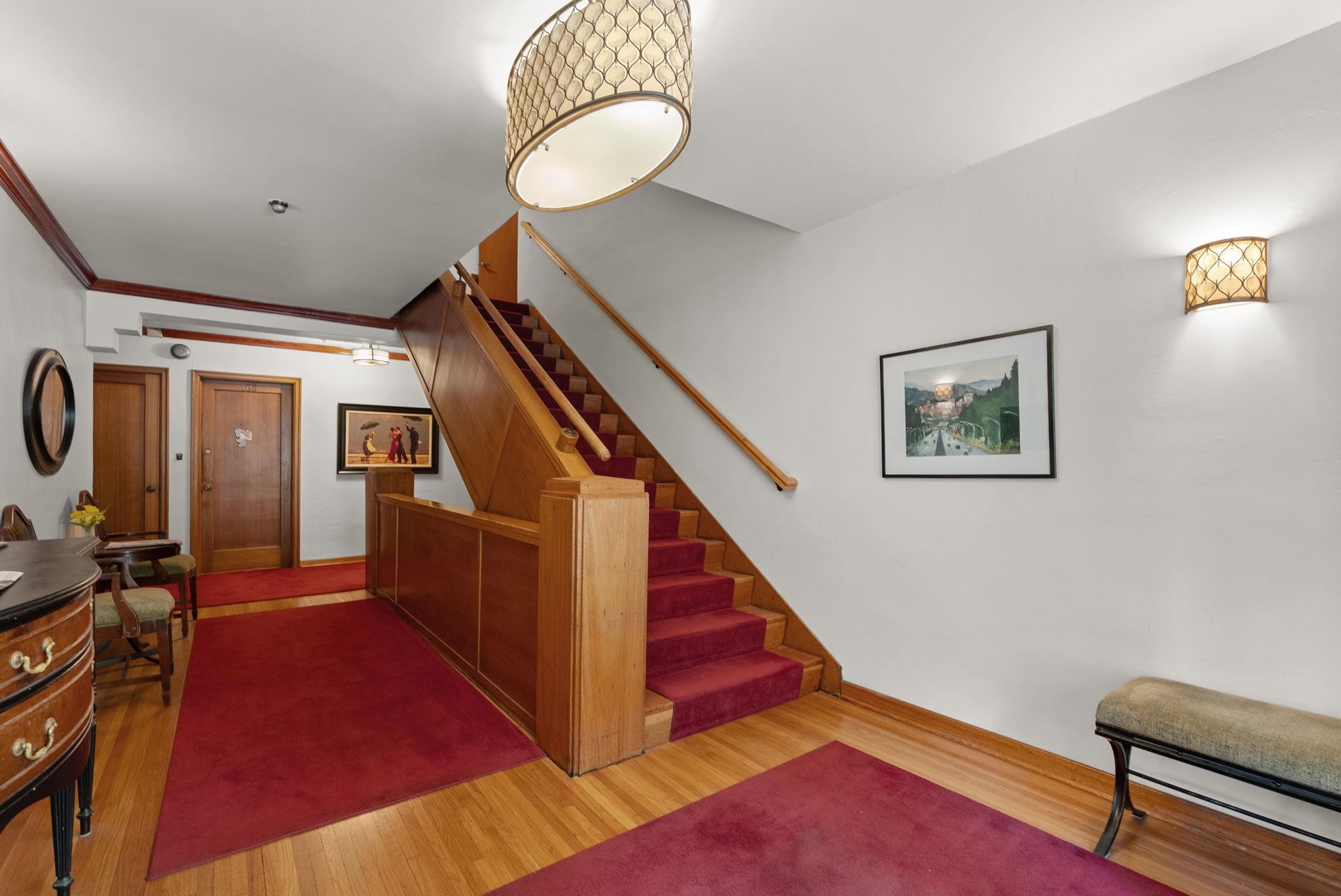 726 W 6th Ave - Photo 6