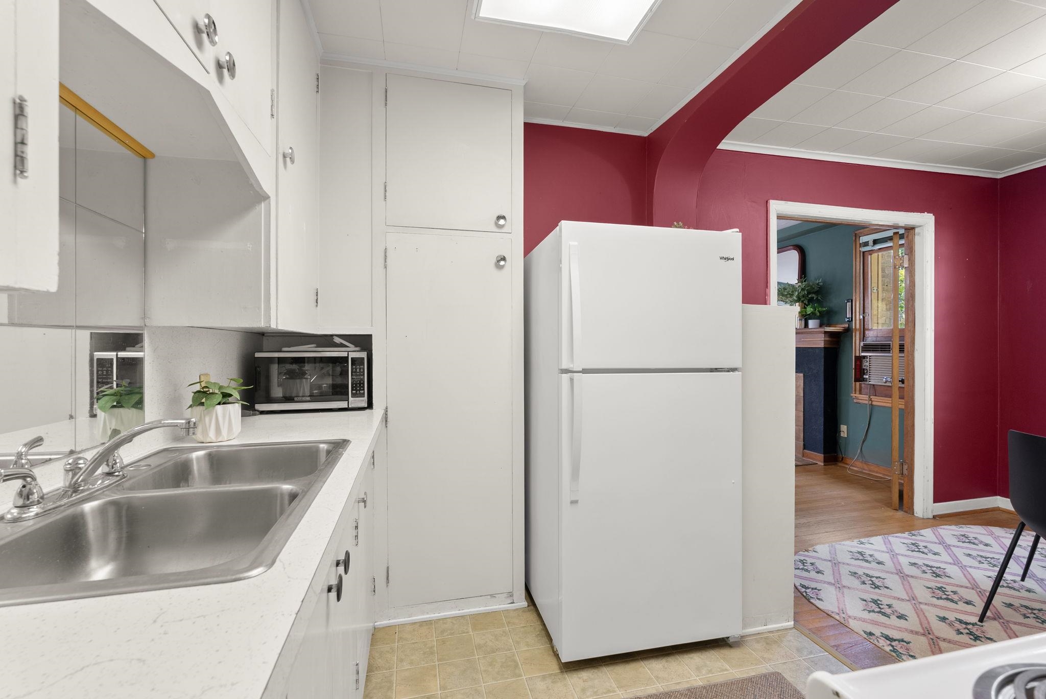 726 W 6th Ave - Photo 22