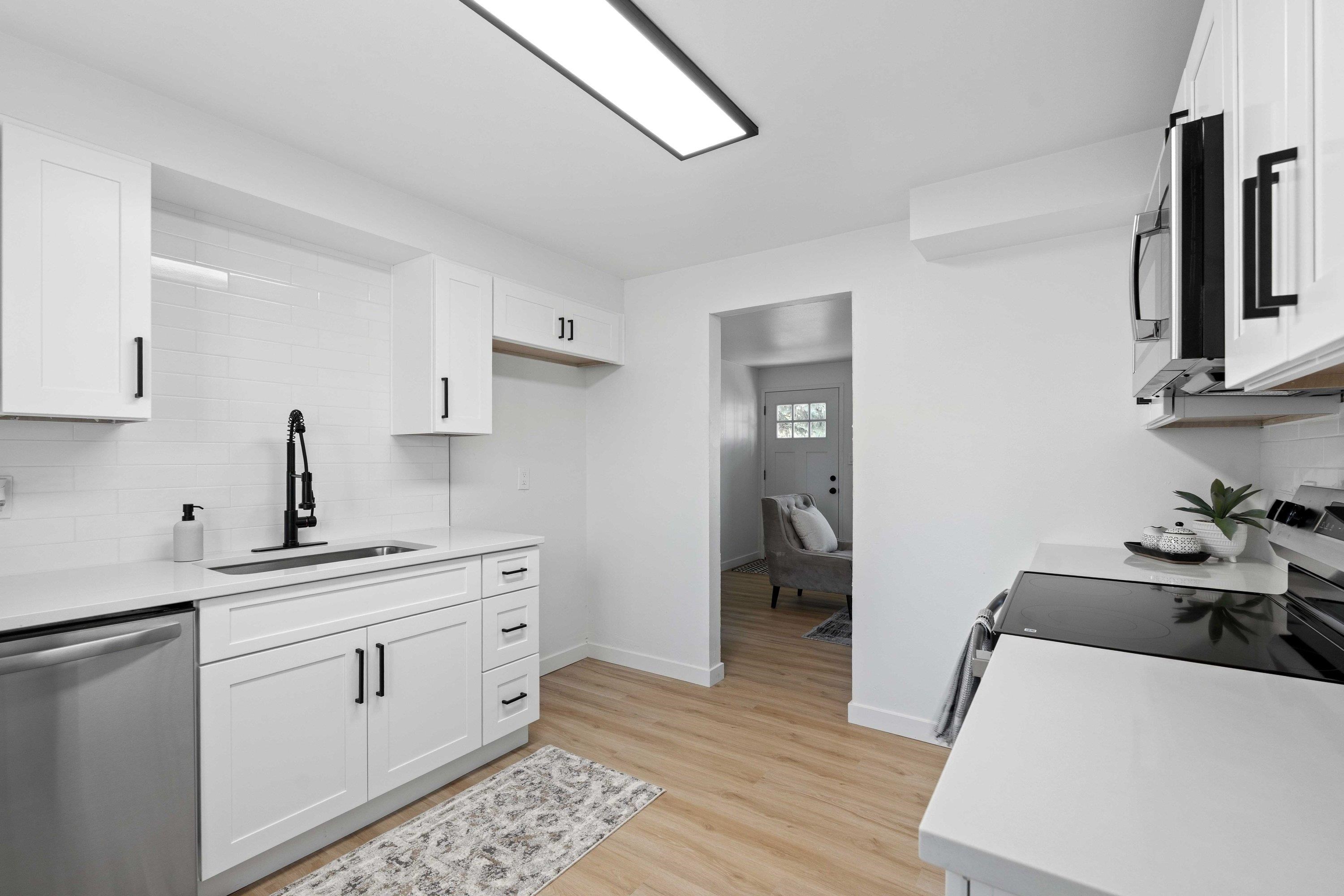 1528 E Walton Ave - Photo 11