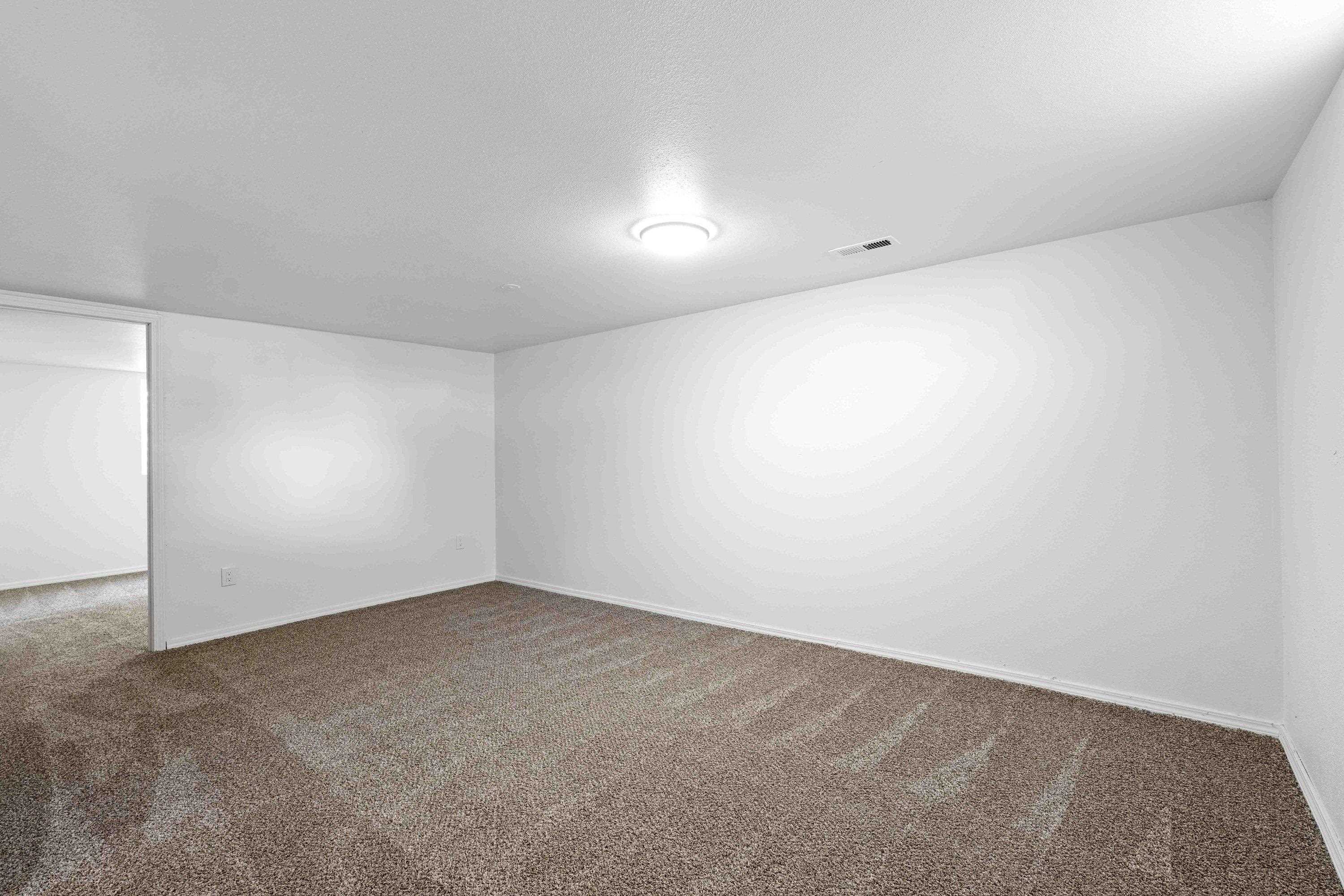 1528 E Walton Ave - Photo 18