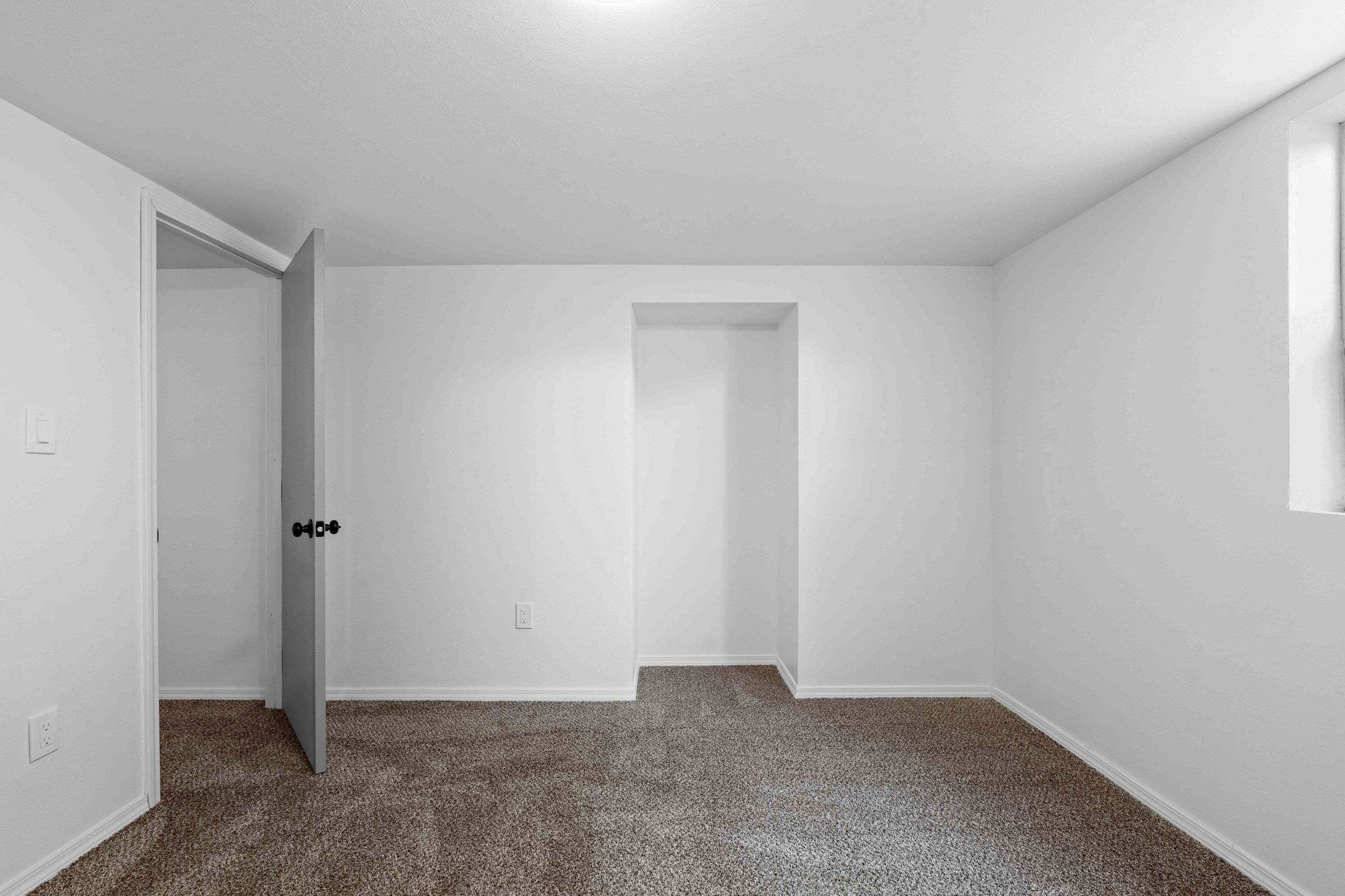 1528 E Walton Ave - Photo 22