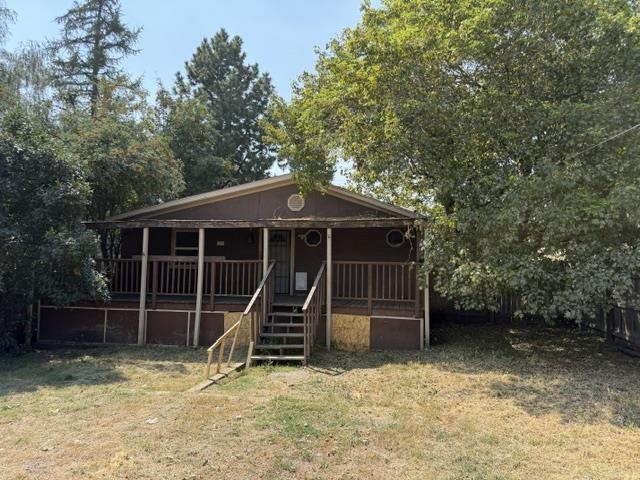 228 W Poplar St - Photo 3