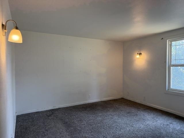 228 W Poplar St - Photo 6