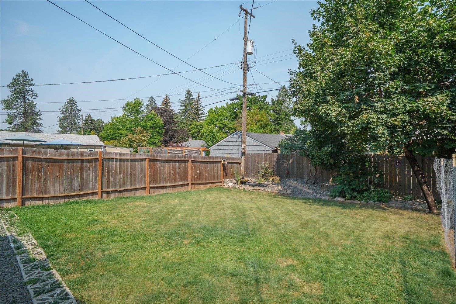 1323 E 41st Ave - Photo 33