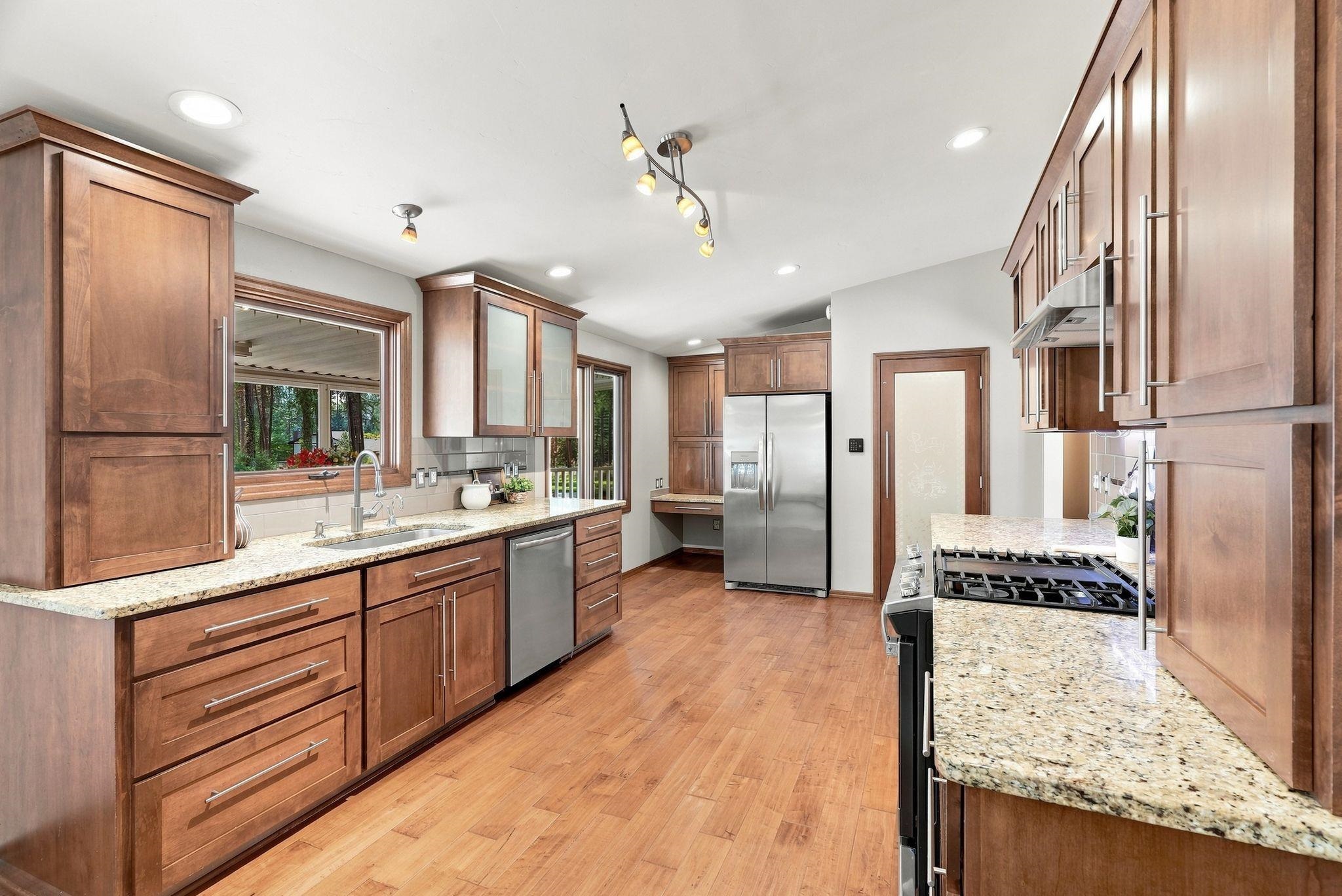 17317 N Saddle Hill Rd - Photo 10