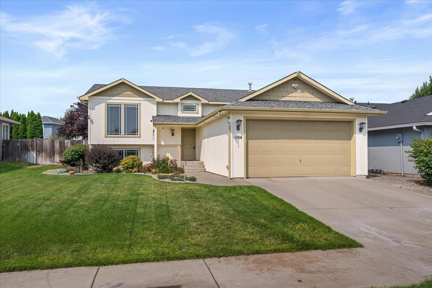1104 S Antelope St - Photo 1