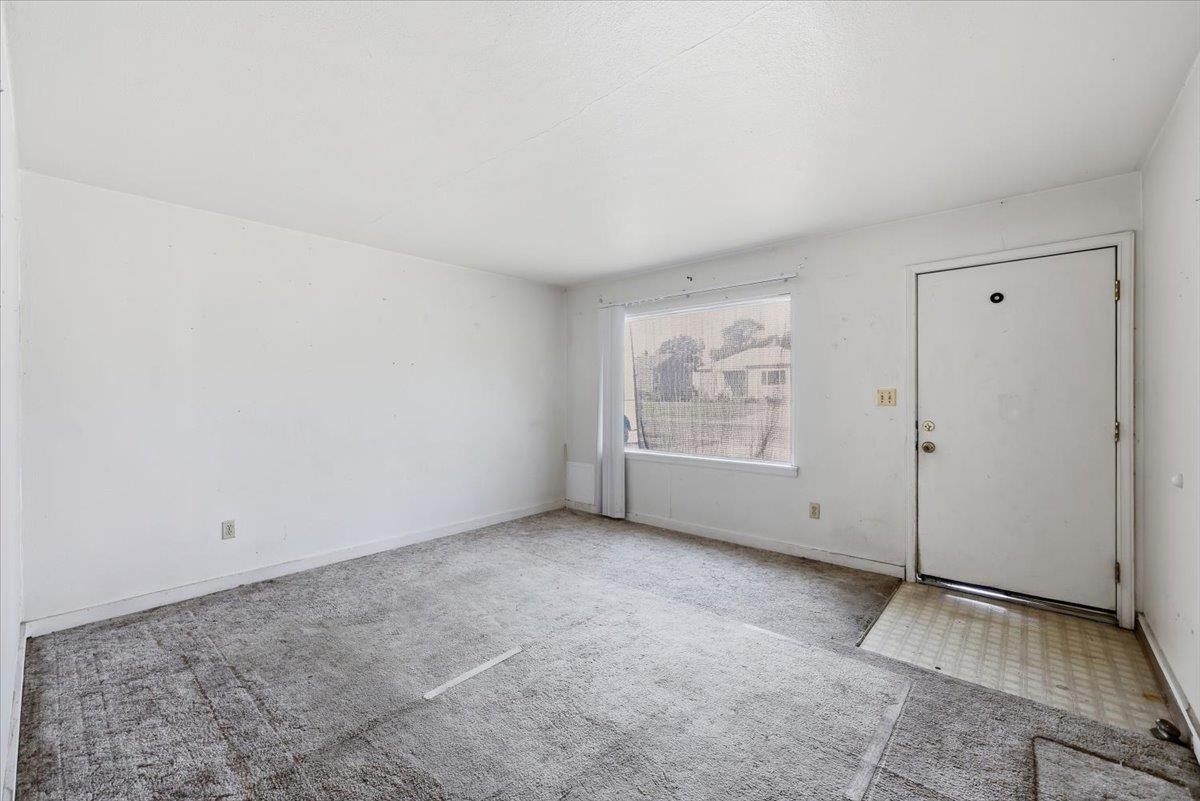 1828 N Nelson St - Photo 3