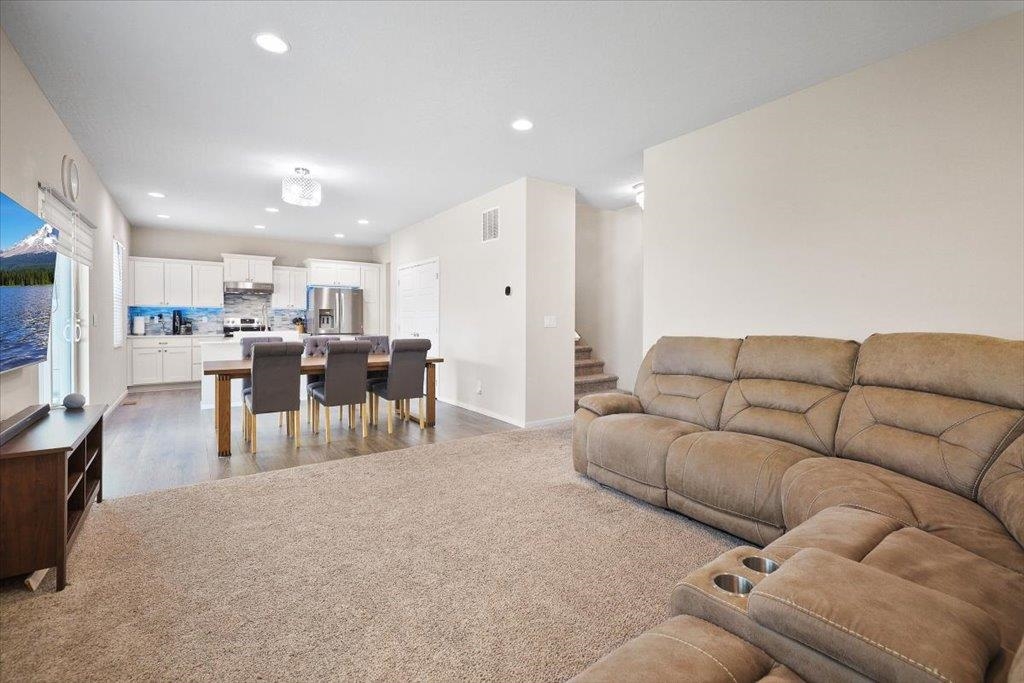 1025 S Bannen Rd - Photo 5