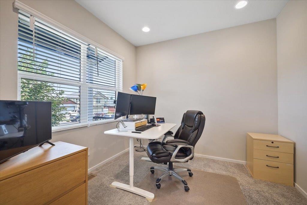 1025 S Bannen Rd - Photo 12