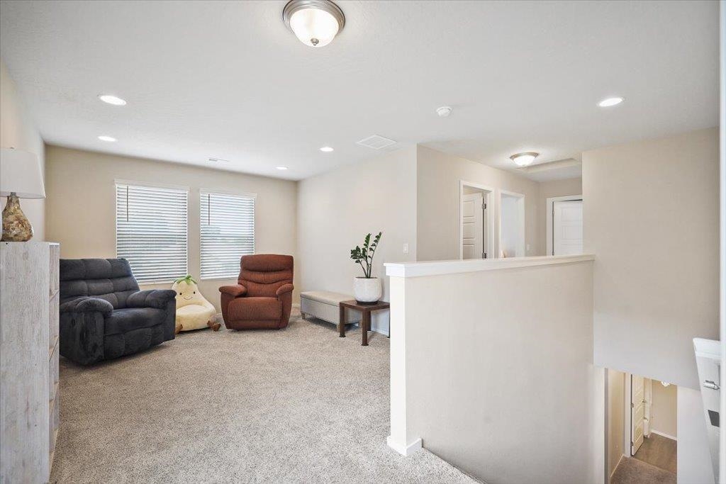 1025 S Bannen Rd - Photo 14