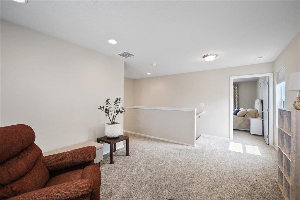 1025 S Bannen Rd - Photo 16