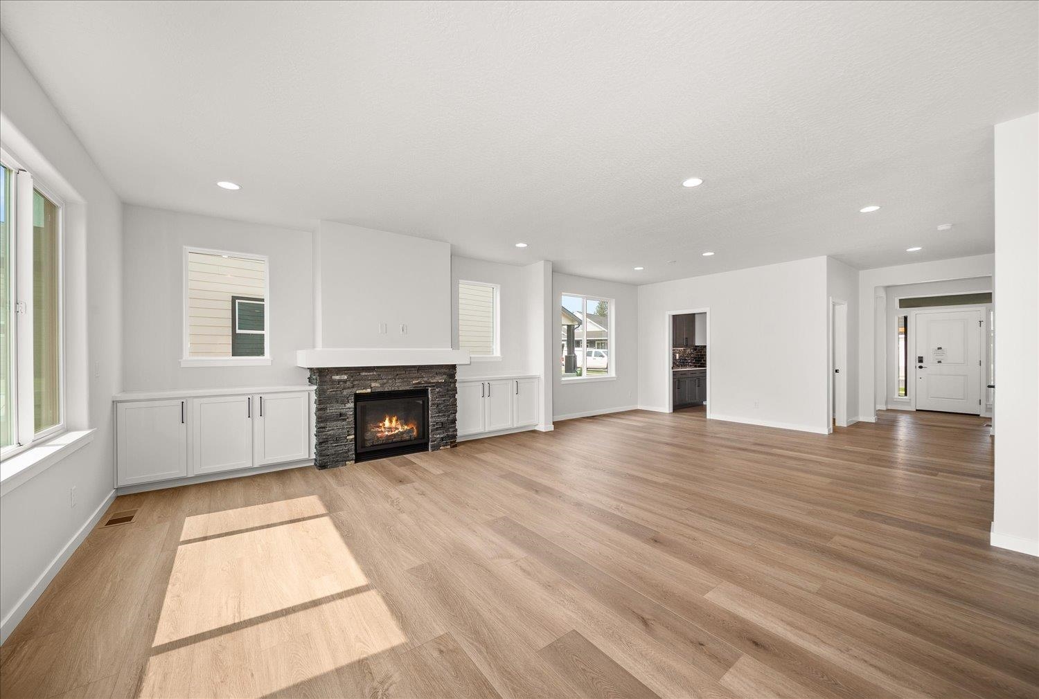 12242 N VALENCIA Ave - Photo 7