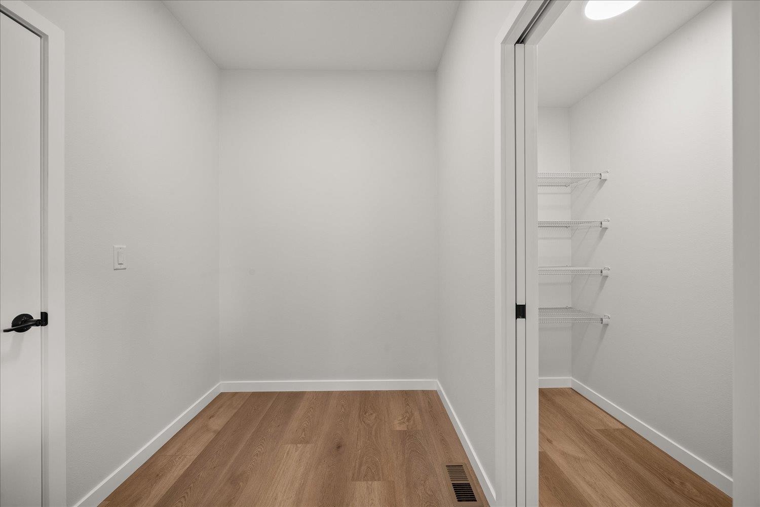 12242 N VALENCIA Ave - Photo 19