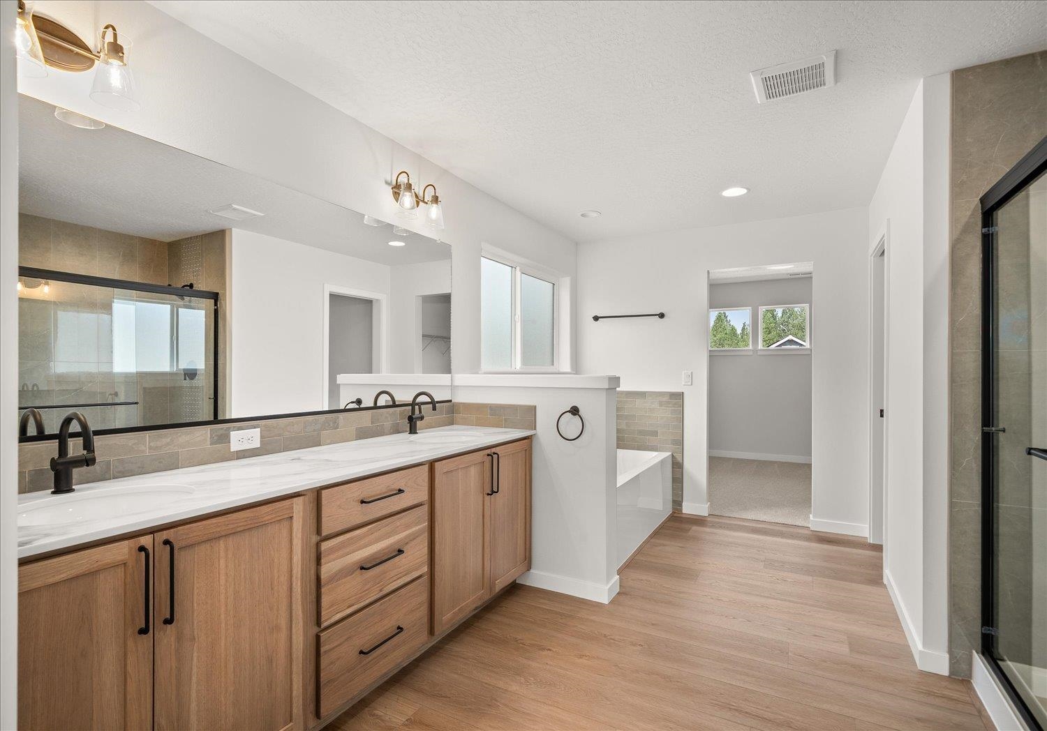 12242 N VALENCIA Ave - Photo 29