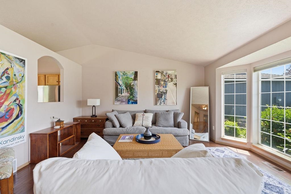 1224 N Stevenson Rd - Photo 4