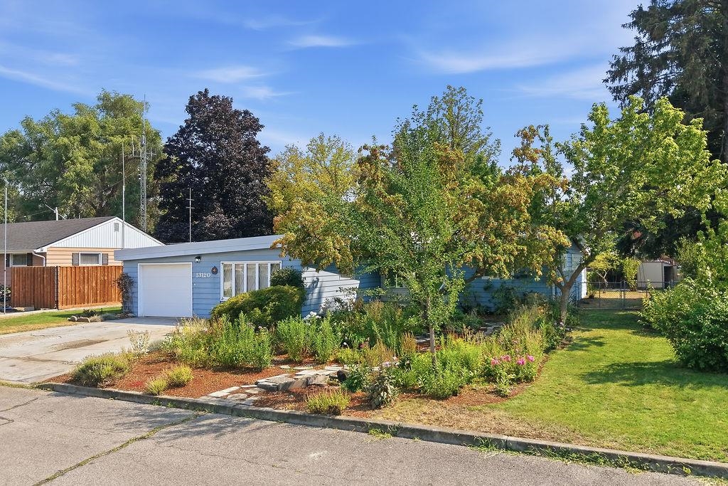 13120 E 11th Ave - Photo 4