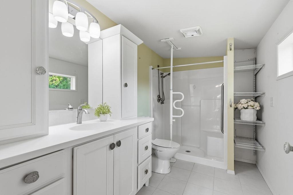 13120 E 11th Ave - Photo 16