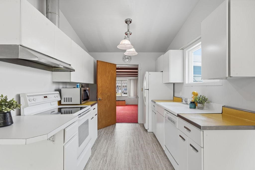 13120 E 11th Ave - Photo 23