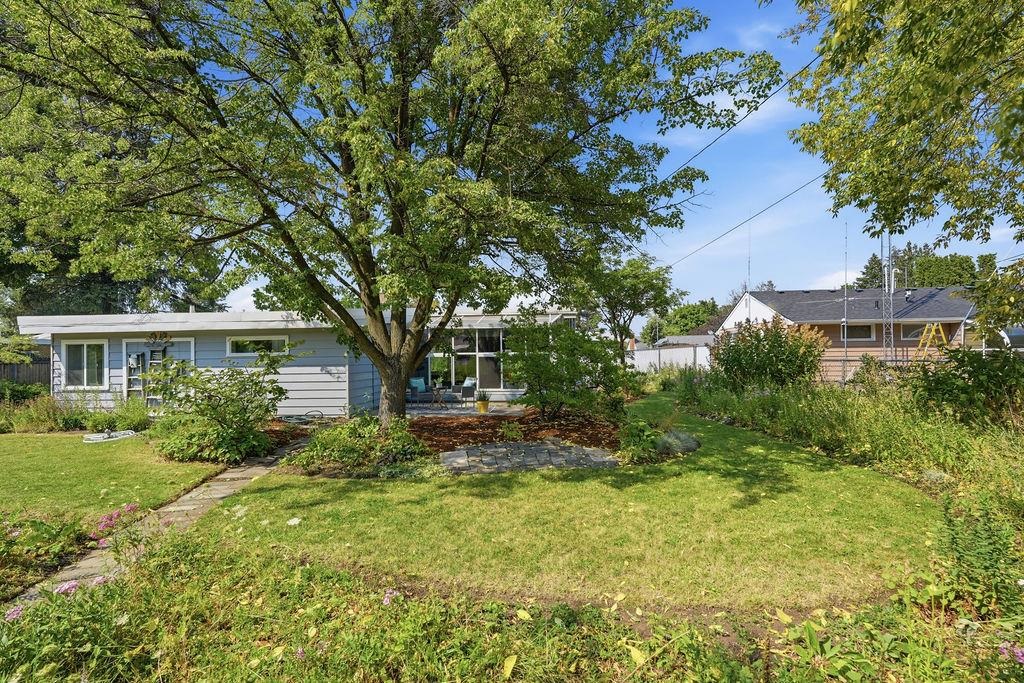 13120 E 11th Ave - Photo 43
