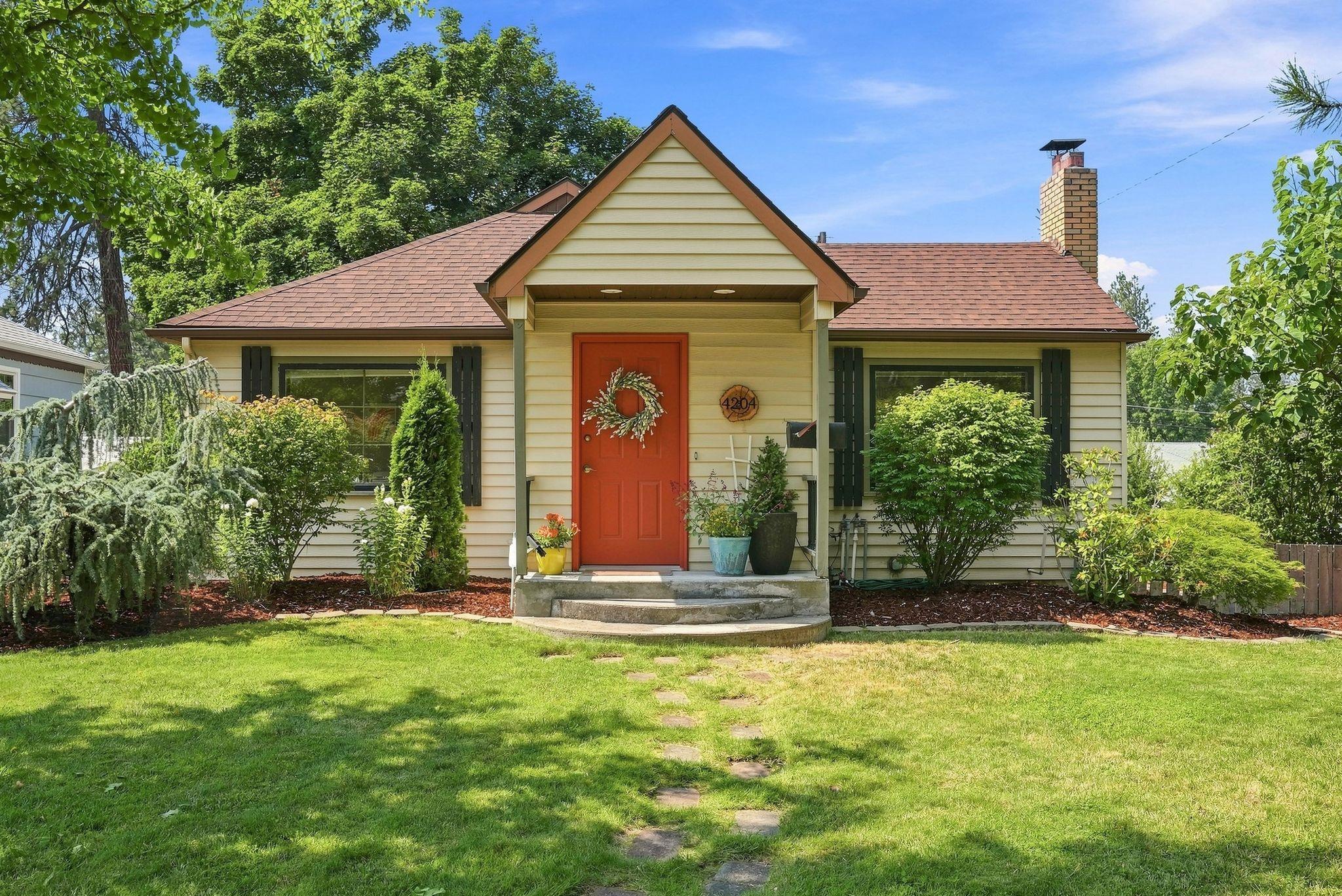 4204 S Conklin St - Photo 1
