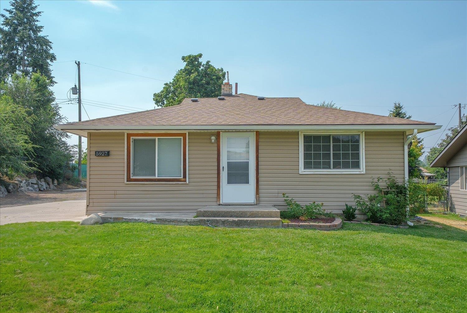 5927 N Cochran St - Photo 1
