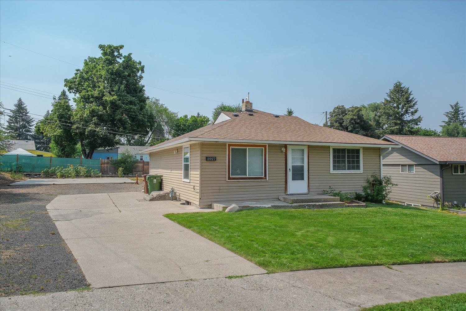 5927 N Cochran St - Photo 2