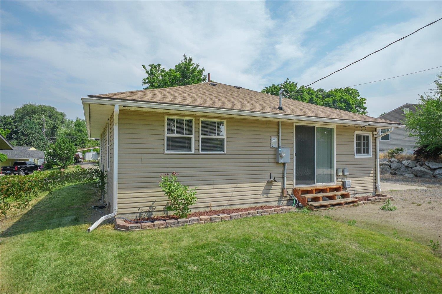 5927 N Cochran St - Photo 18