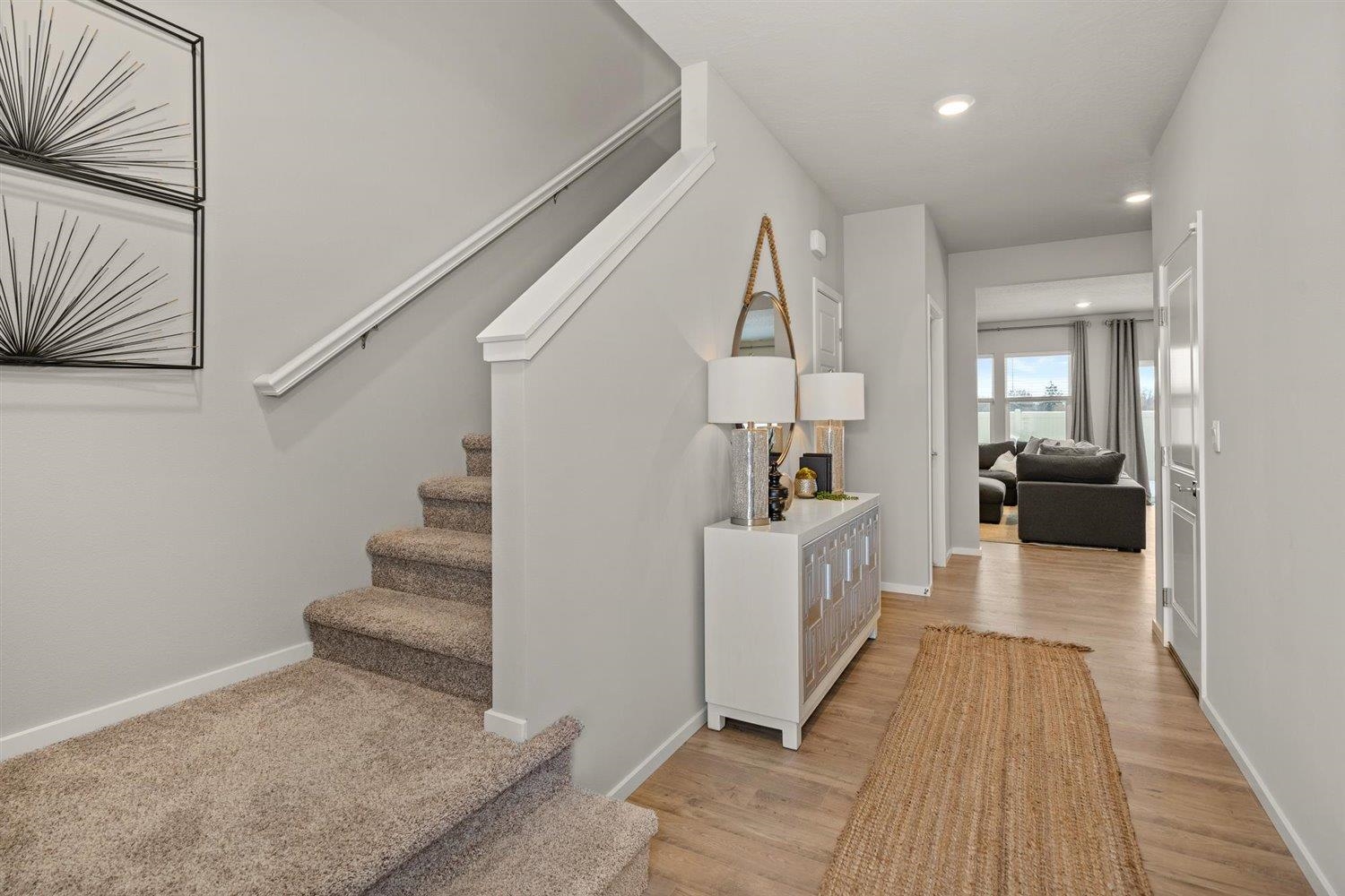 5796 S Bernard St - Photo 2