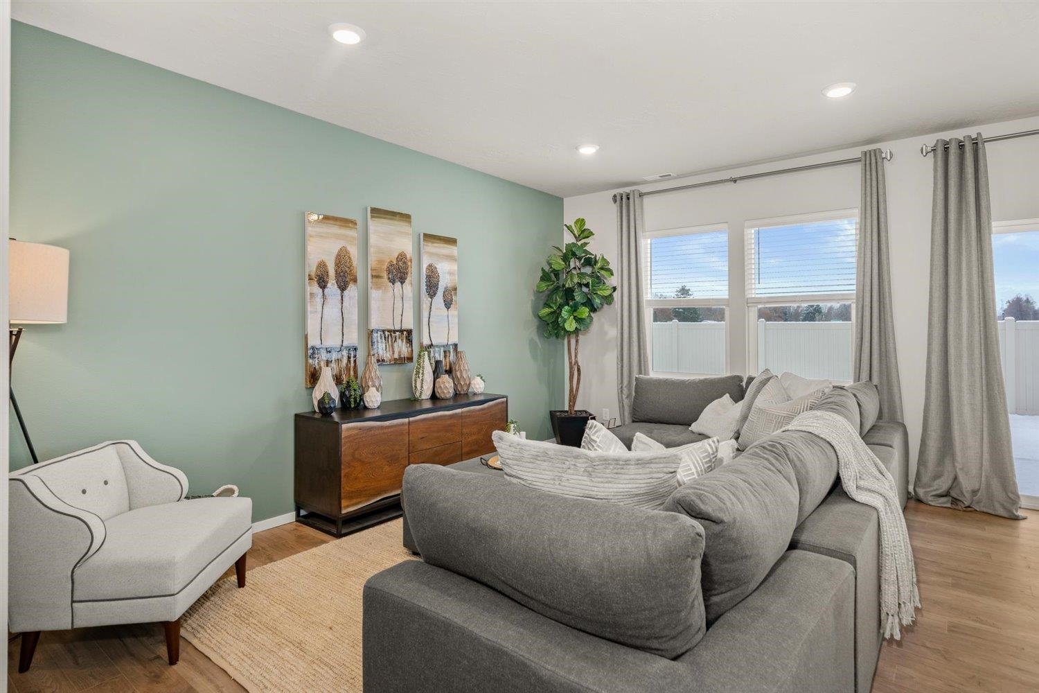5796 S Bernard St - Photo 8