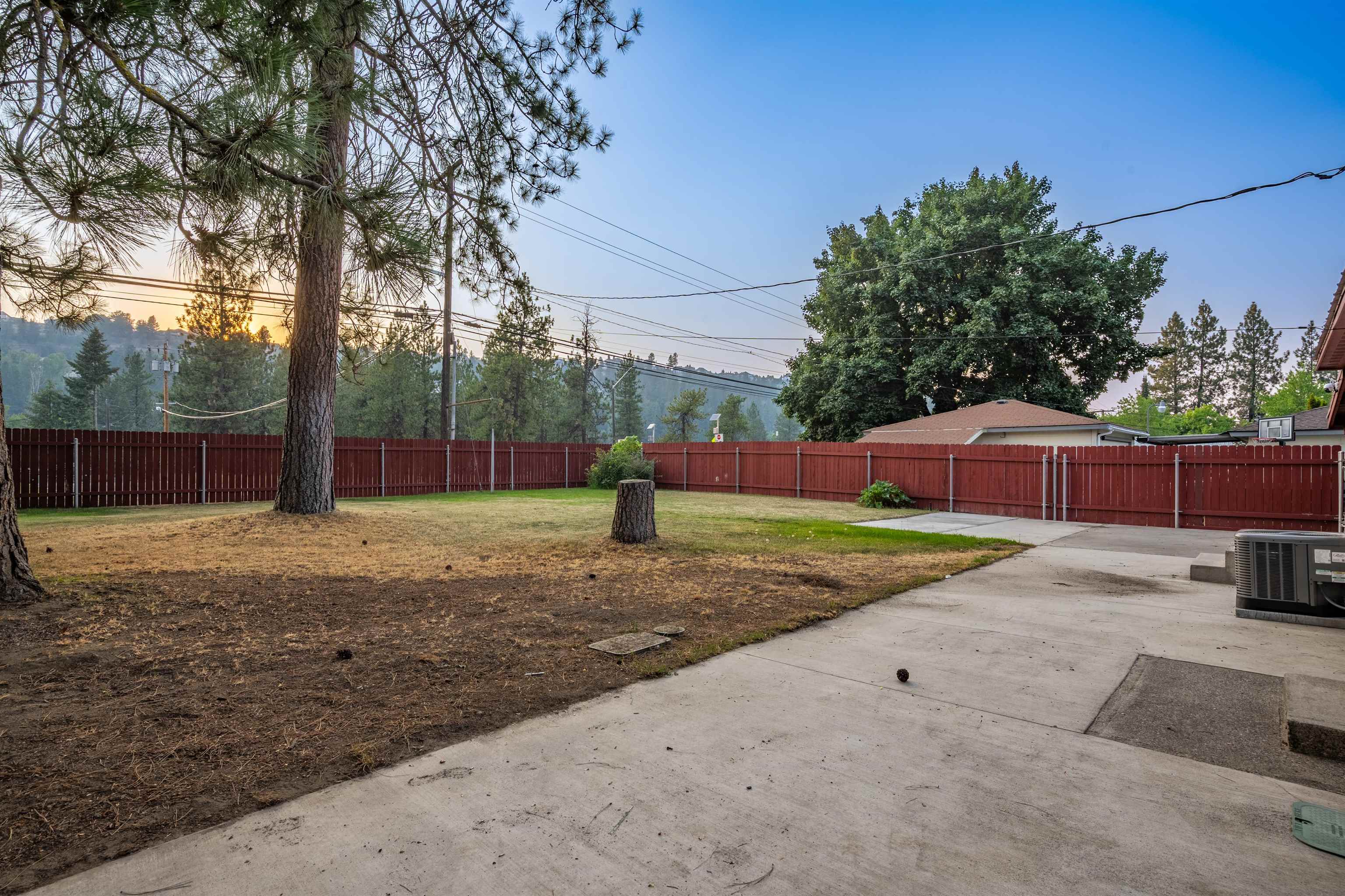 8223 N HOWARD St - Photo 47