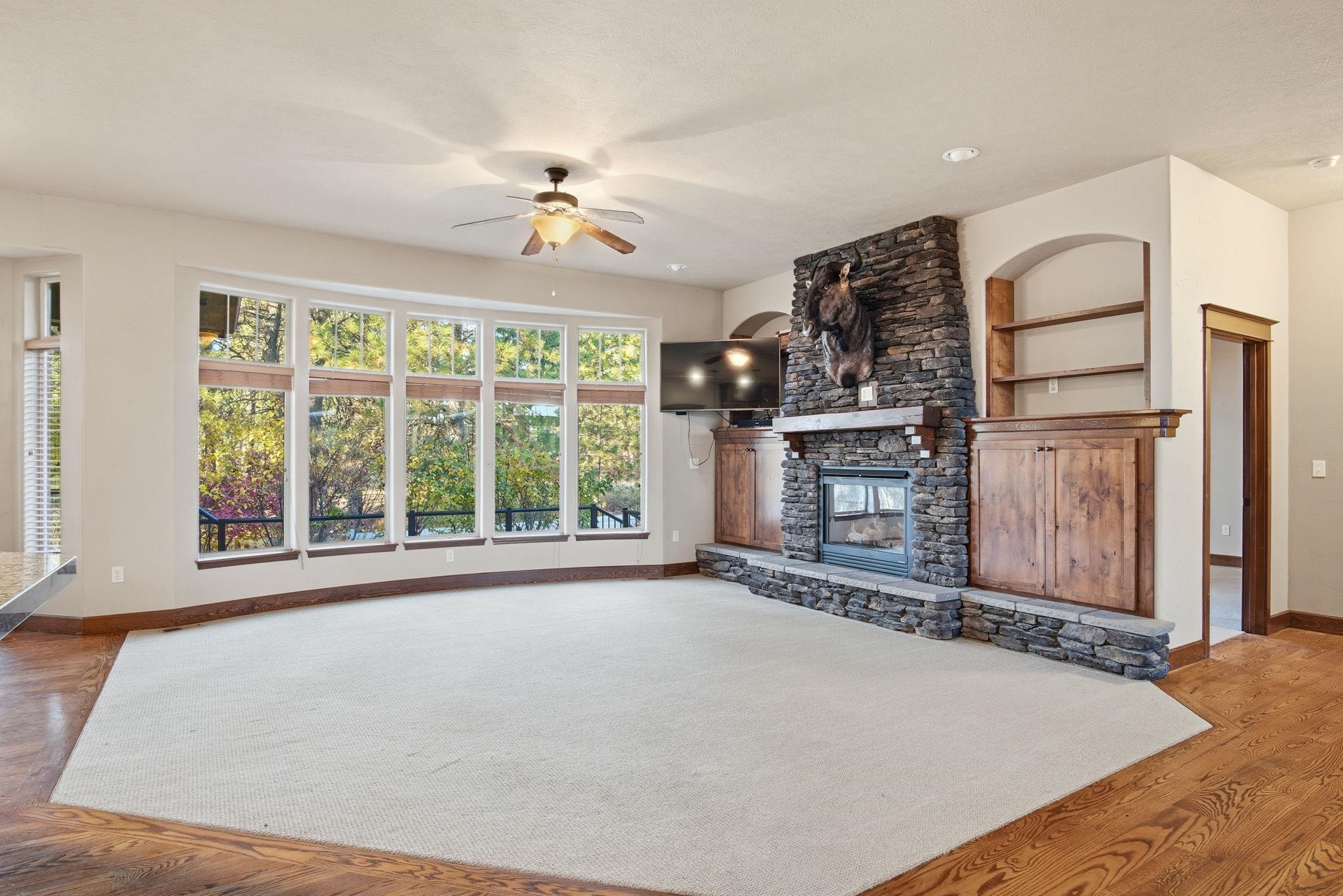 1610 W Panorama Ave - Photo 5