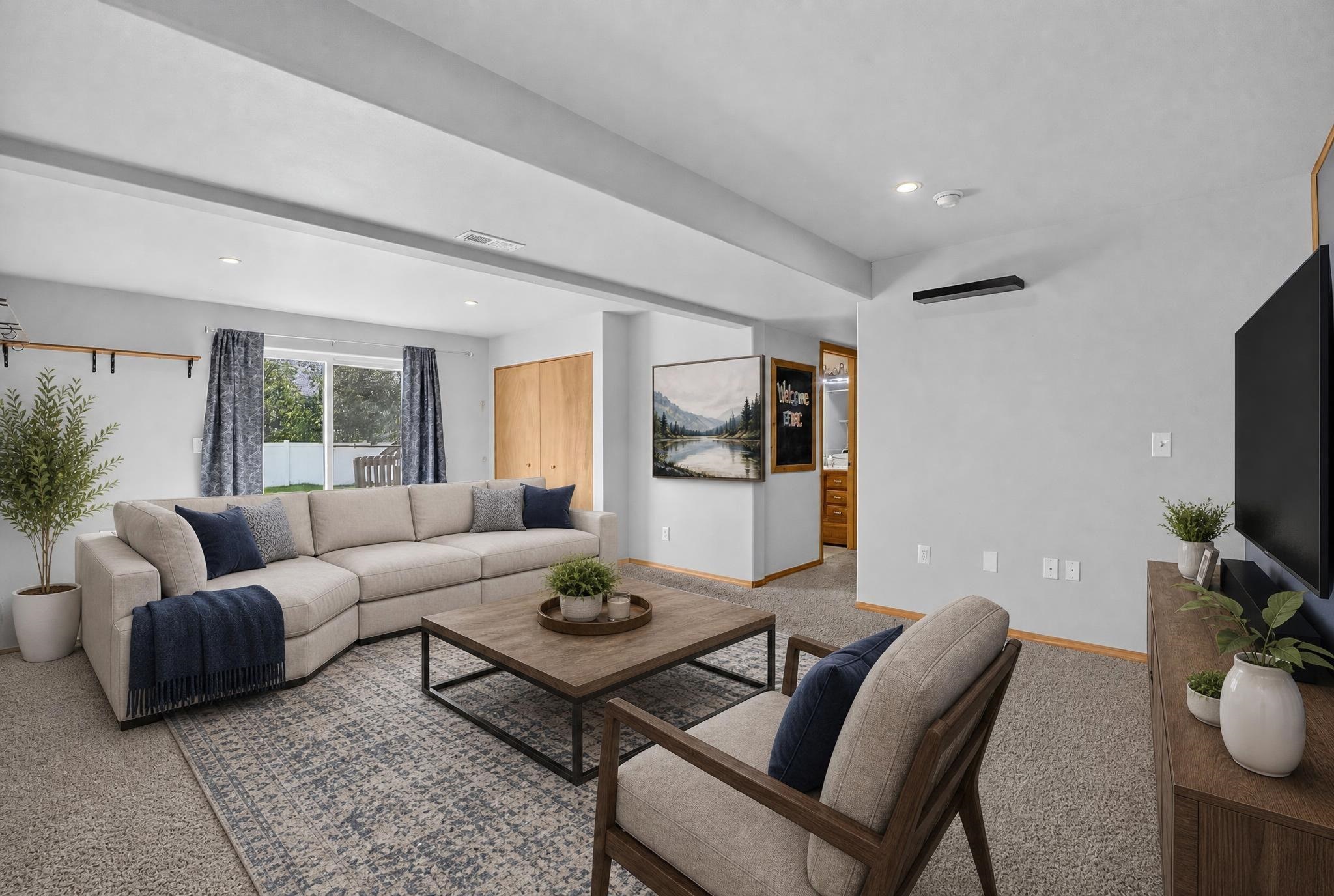 9008 N Oak St - Photo 10