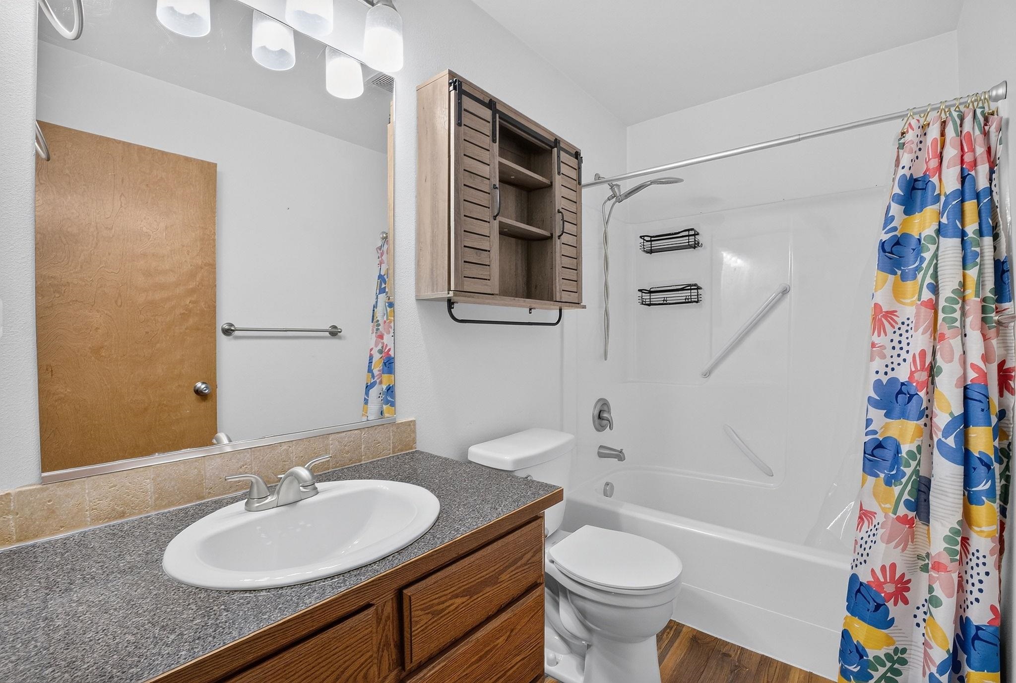 9008 N Oak St - Photo 7