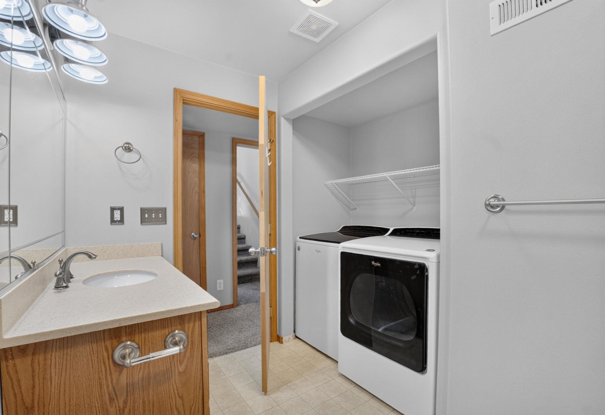 9008 N Oak St - Photo 13