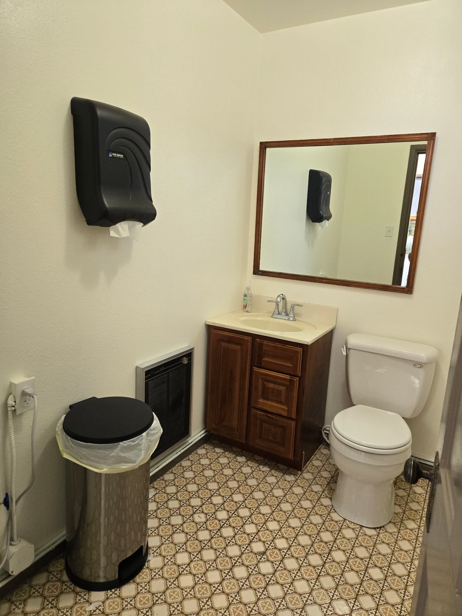 209 Houghton St - Photo 5