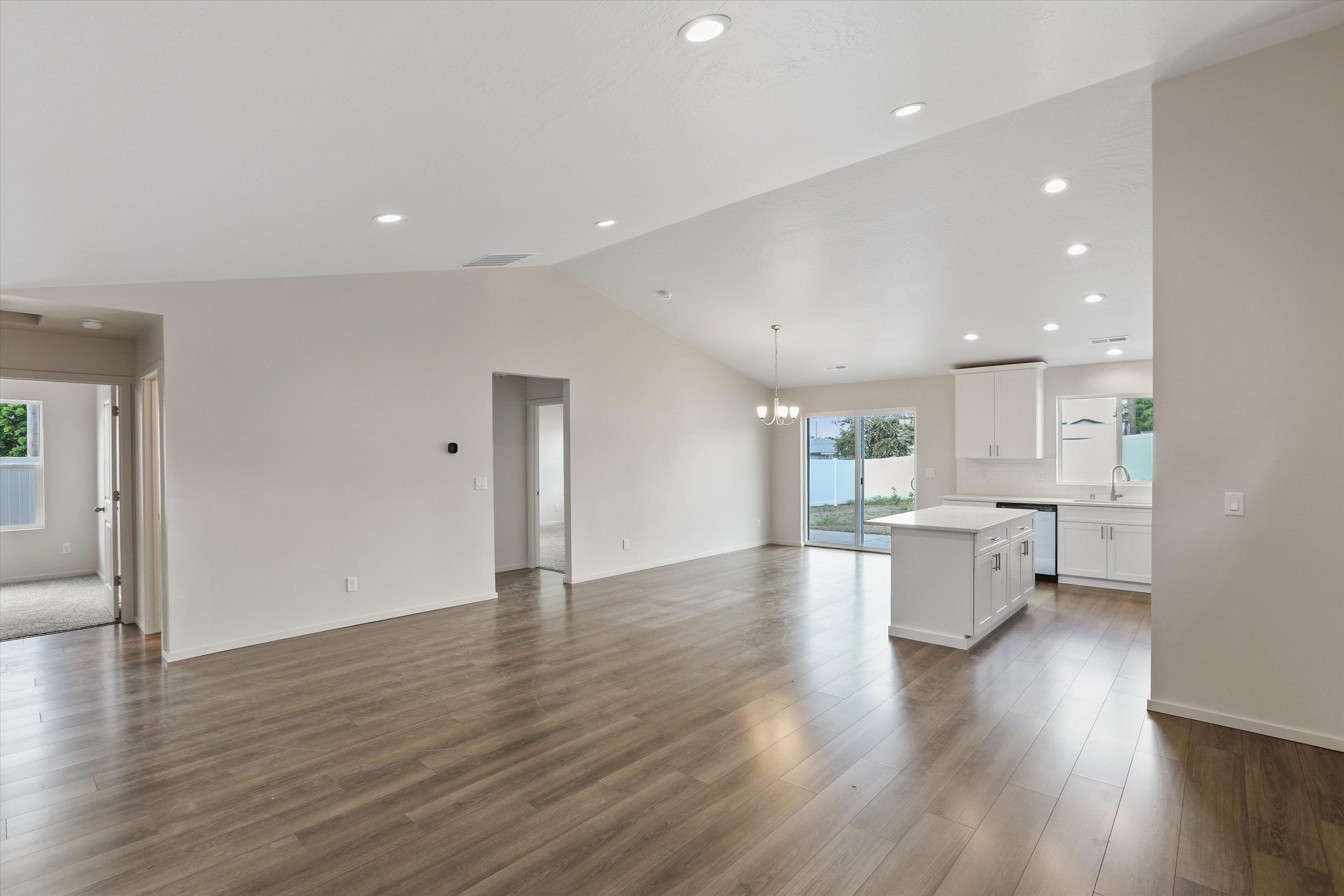 609 S Manifold Ln - Photo 4