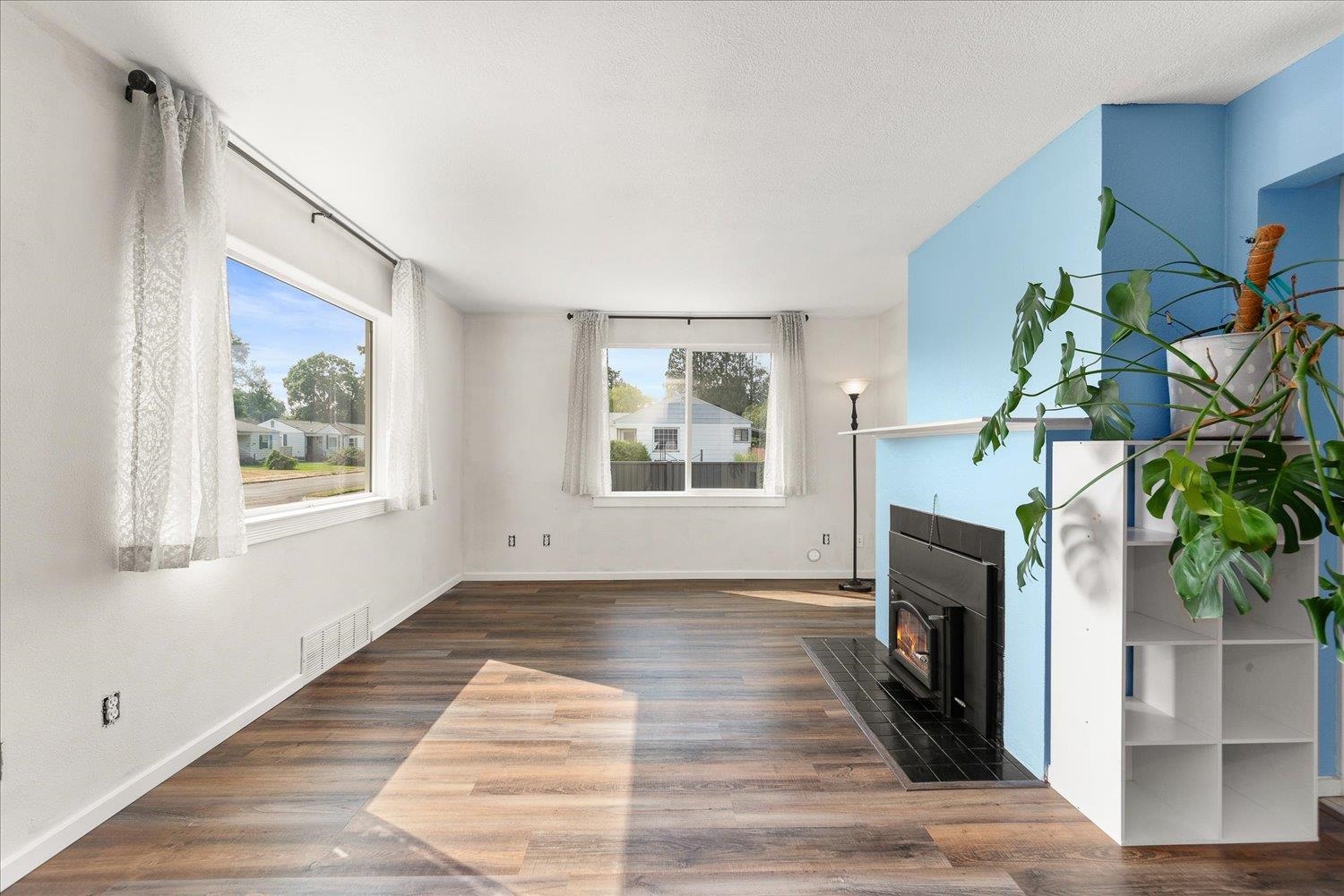 1803 N Cook St - Photo 5
