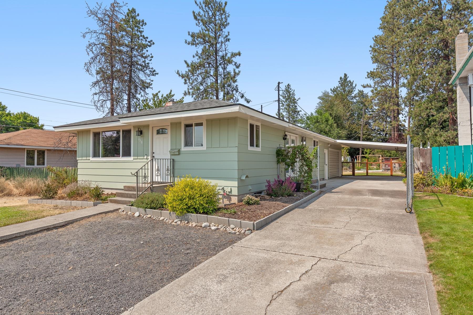 4318 W Queen Ave - Photo 3