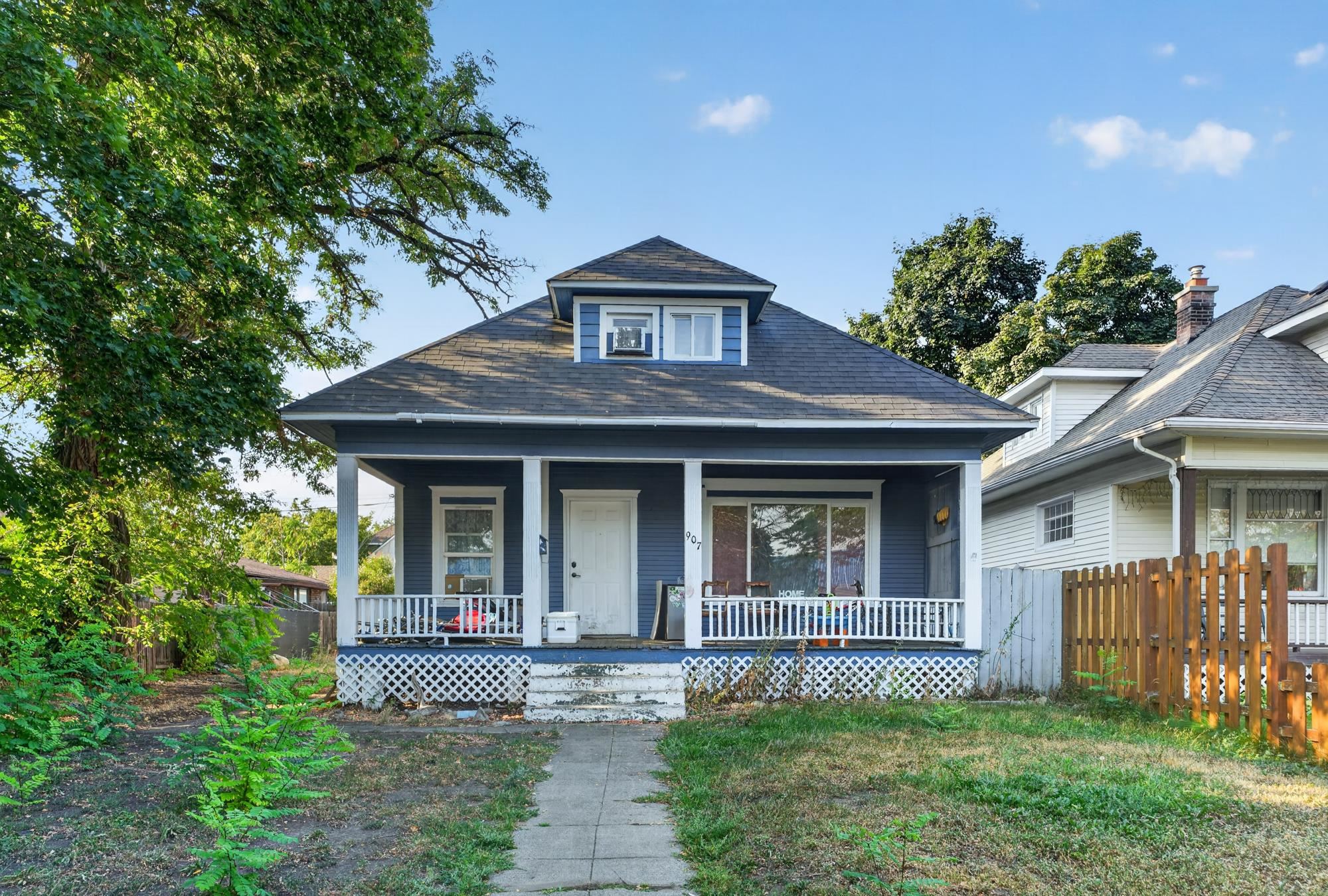 907 W Montgomery Ave - Photo 1