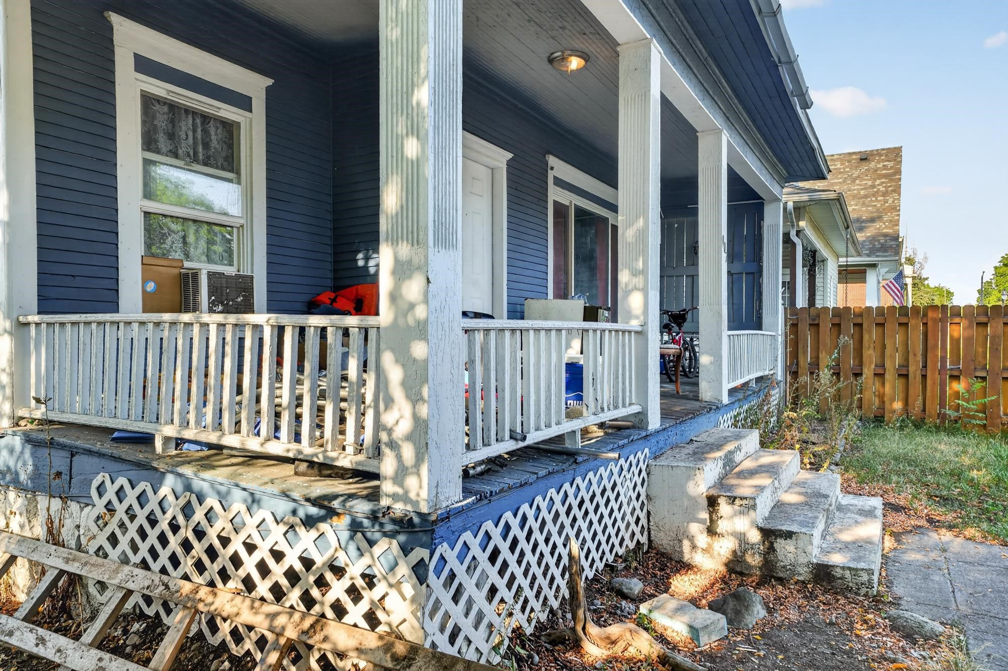 907 W Montgomery Ave - Photo 3