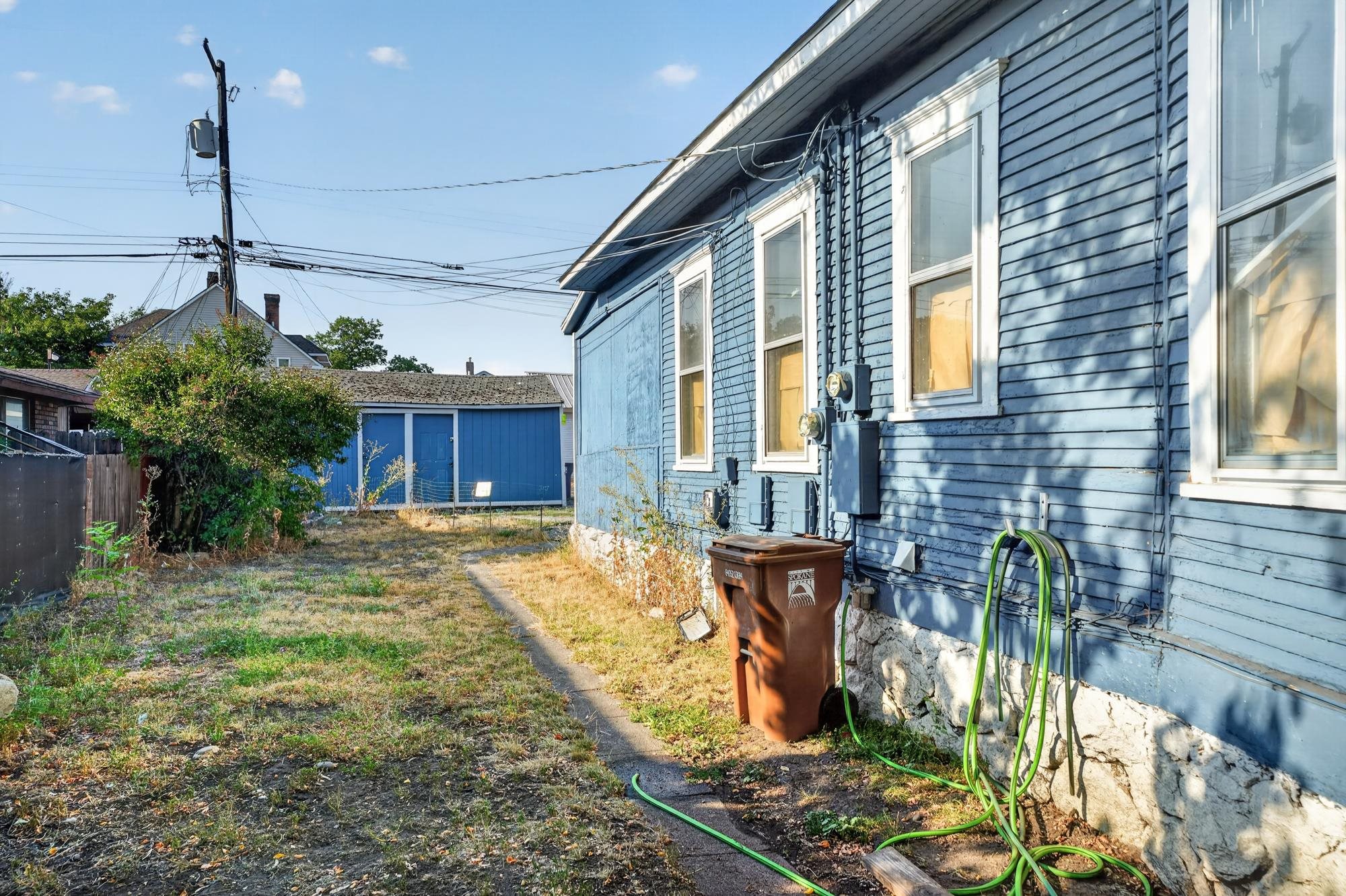 907 W Montgomery Ave - Photo 4