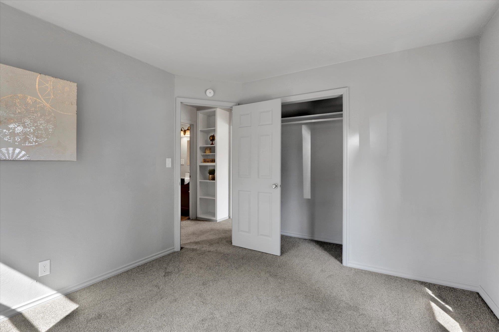 903 E Rowan Ave - Photo 12